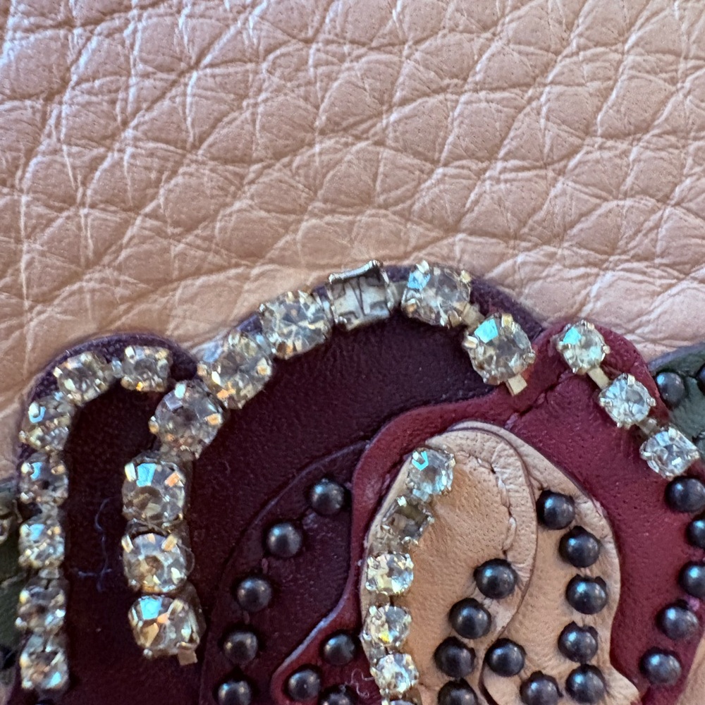 Retail Coach 1941 Rogue 30 Beechwood with leather appliqué rhinestone. - Picture 14 of 16